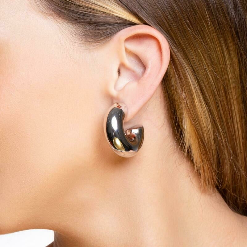 Medium Puffer Hoop Earring