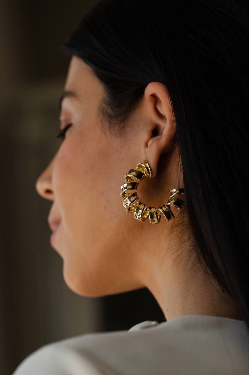 Twisted Maxi Gold Hoop Earrings